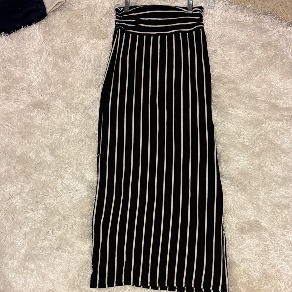 A. Byer Black and White Maxi Skirt - Picture 1 of 7